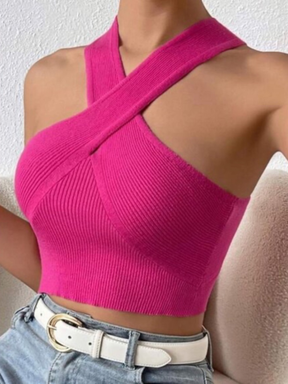 House of Harlow 1960 Hot Pink Ribbed Cross Over Halter Crop Top Size Medium - Picture 3 of 9